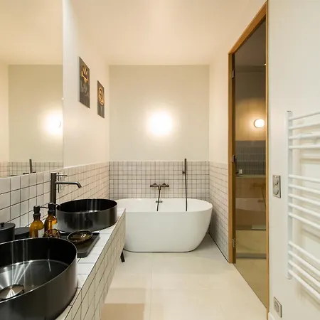 Aboukir, Centre * Paris